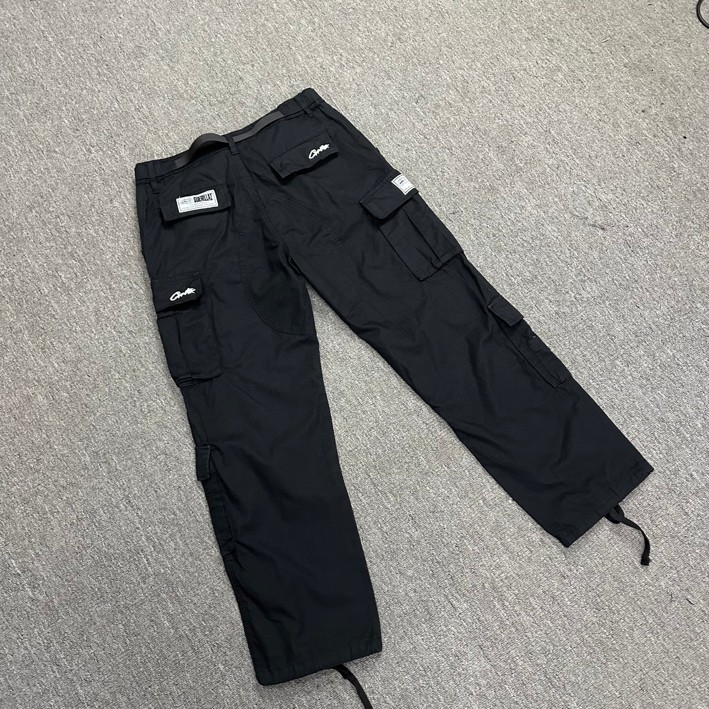 Pantalones Corteiz Cargo