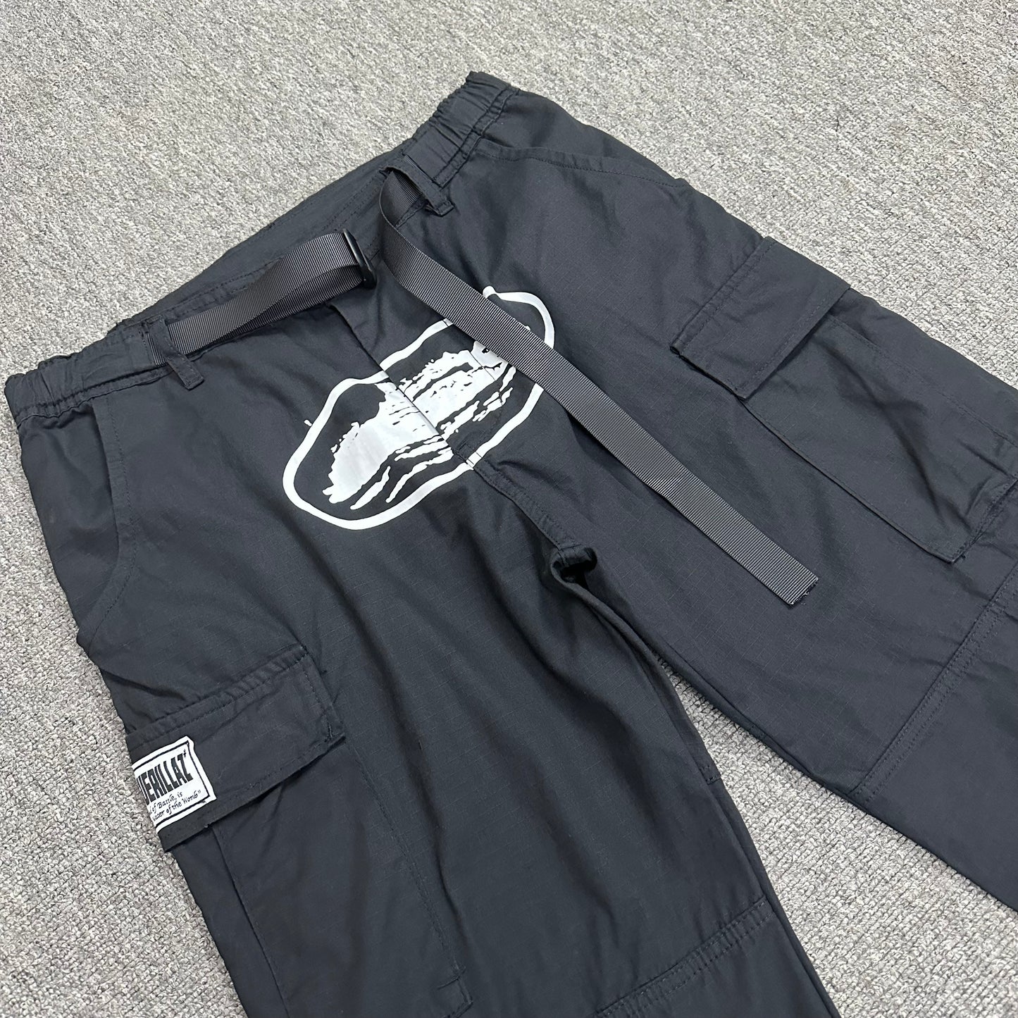 Pantalones Corteiz Cargo