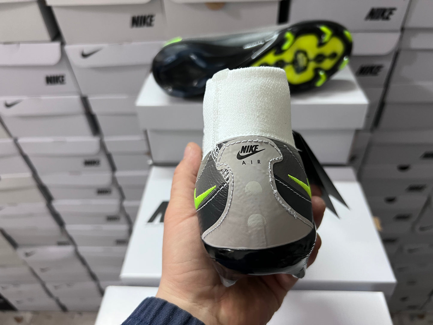 Nike Mercurial Superfly 10 Elite × Air Max 95 Neon Low/High – Blanco/Gris