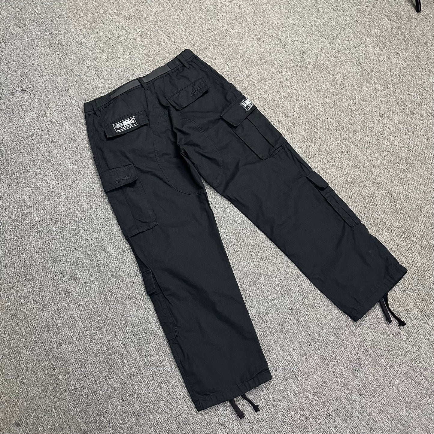 Pantalones Corteiz Cargo