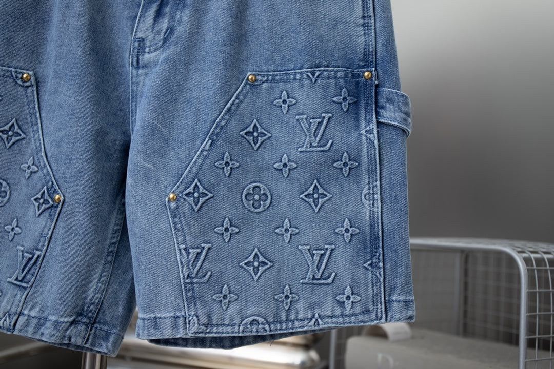 Pantalón Louis Vuitton vaquero corto azul claro – Denim premium con monograma
