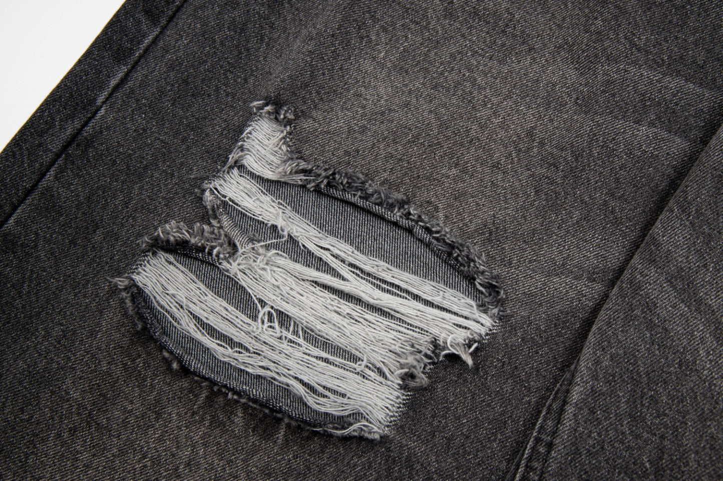 Pantalón vaquero Balenciaga roto