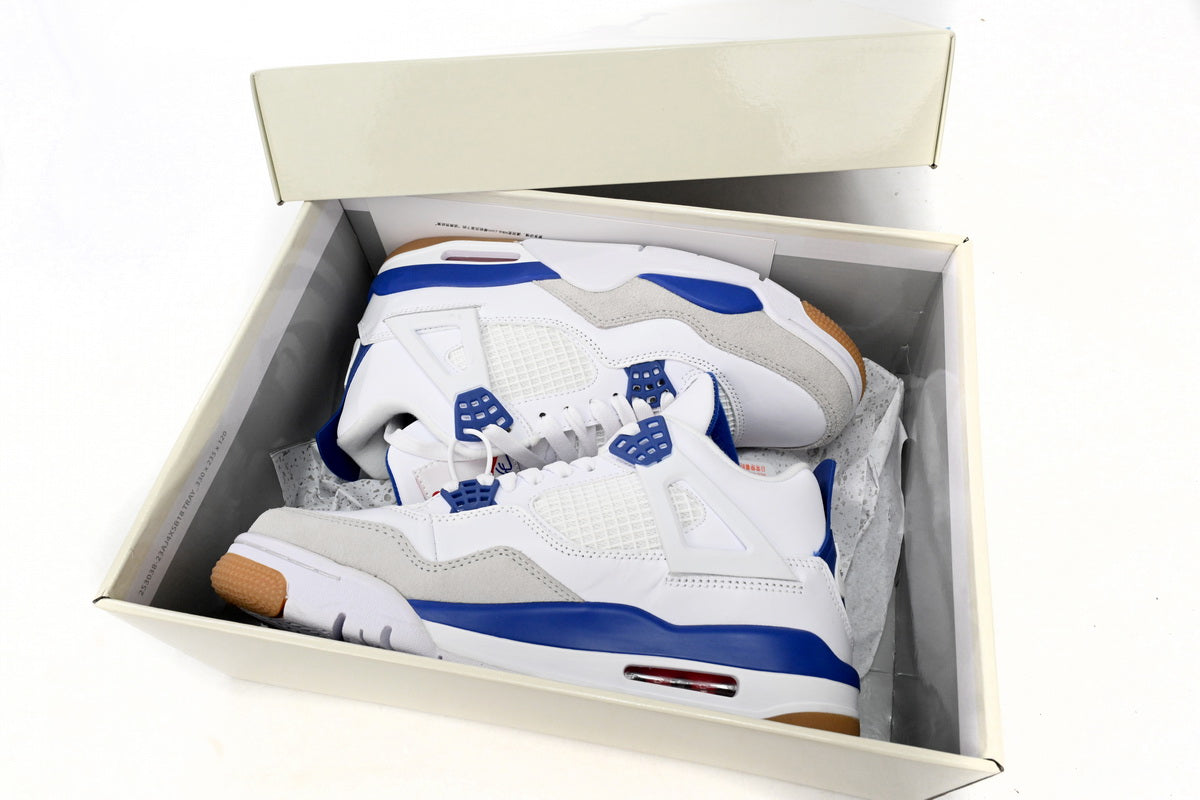 Nike SB x Air Jordan 4 “Sapphire”Sapphire Blue