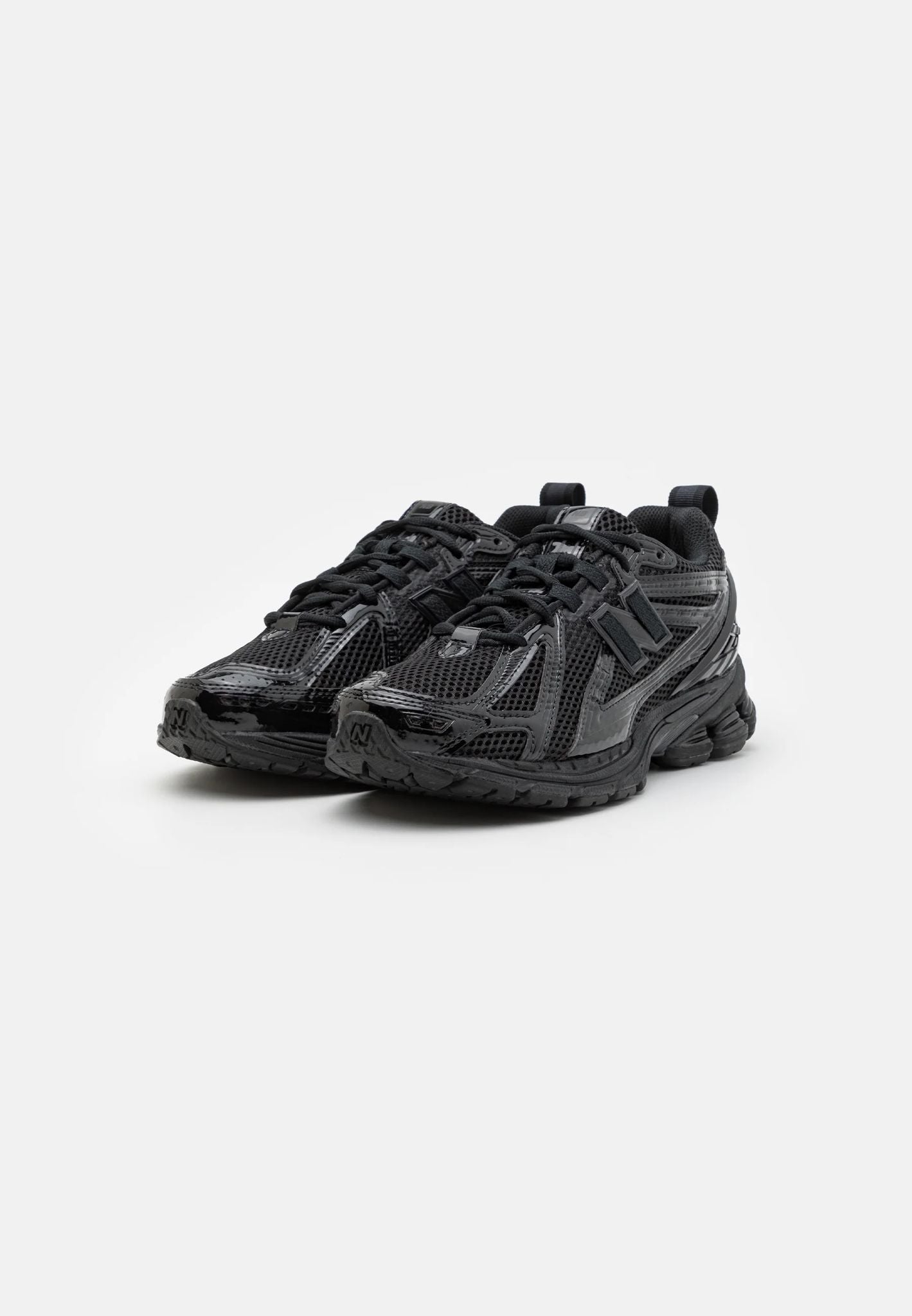 New Balance M1906