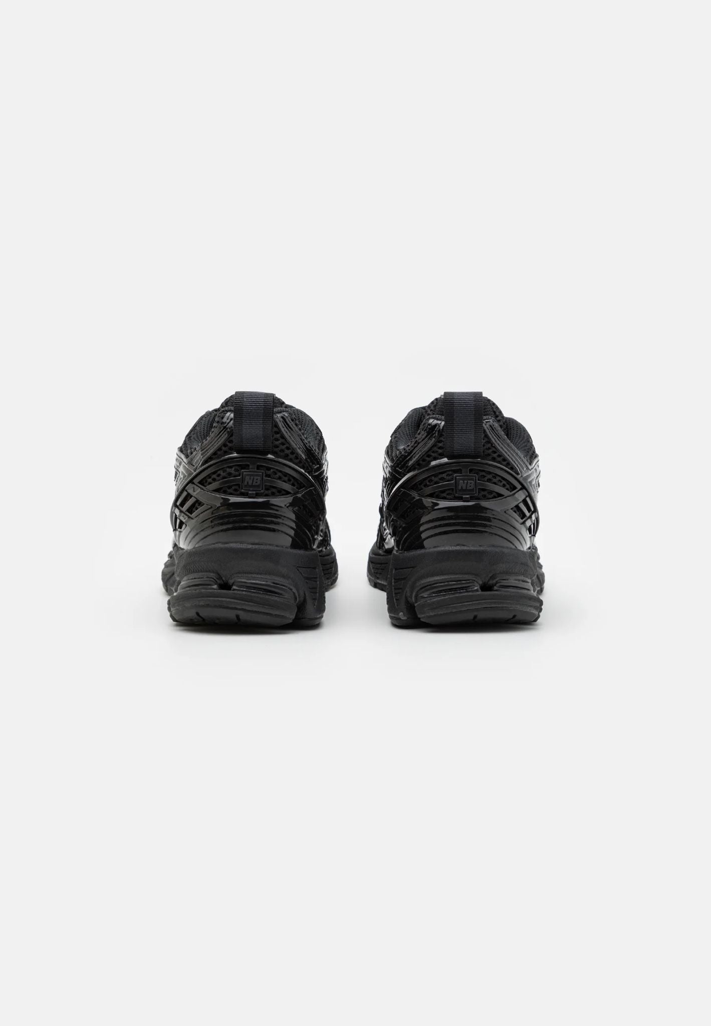 New Balance M1906