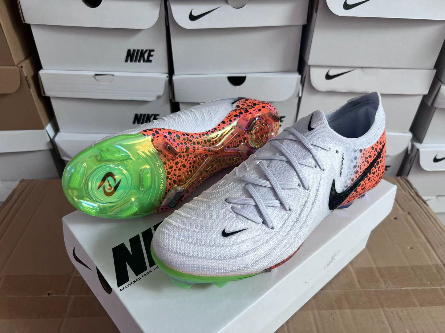 NIKE PHANTOM LUNA ELITE FG