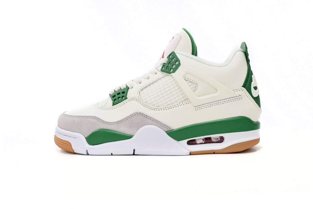 Nike SB x Air Jordan 4 “Pine Green”