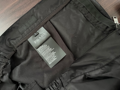 Conjunto Prada Técnico Cargo Negro – Camisa Oversize + Pantalón Cargo