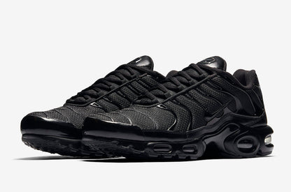 Nike Air Max Plus TN (Black and White)