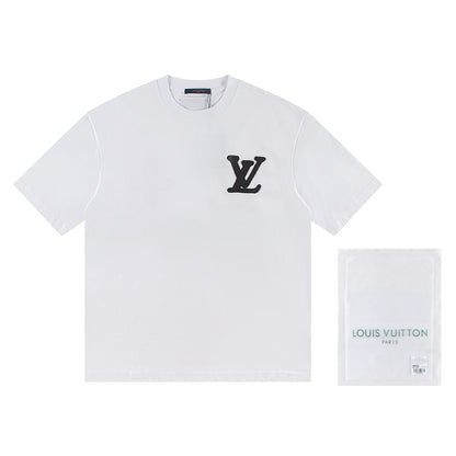 Camiseta Louis Vuitton bordada – Blanca o negra con logos premium