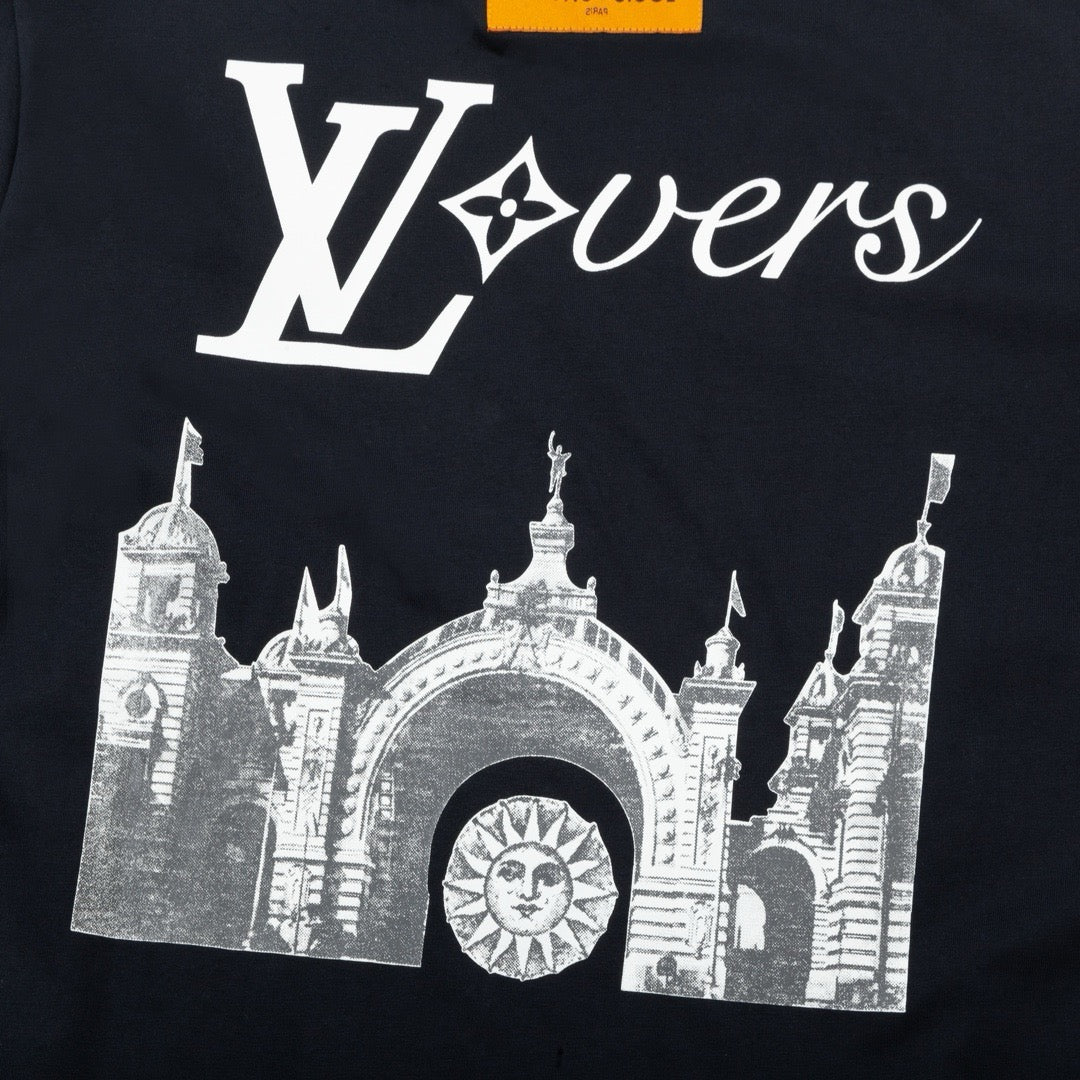 Camiseta LV Lovers – Blanca o Negra Estilo Streetwear