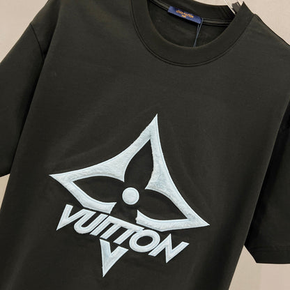 Camiseta LV Negra Estilo Streetwear Premium