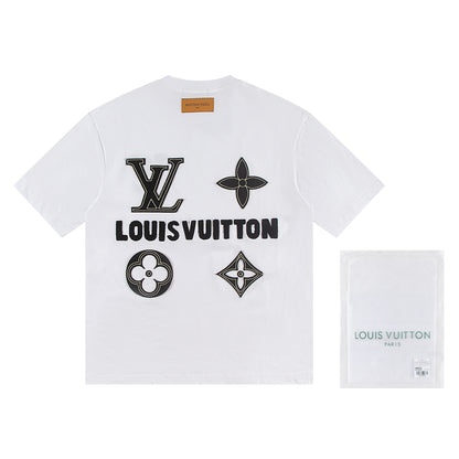 Camiseta Louis Vuitton bordada – Blanca o negra con logos premium