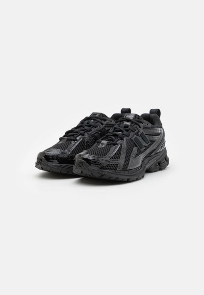 New Balance M1906