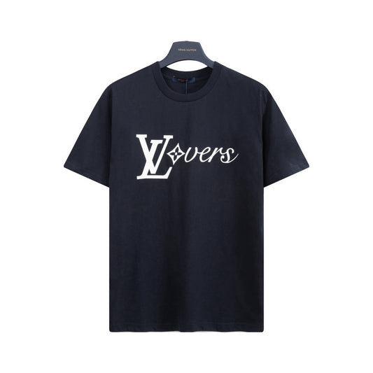 Camiseta LV Lovers – Blanca o Negra Estilo Streetwear