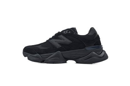 New Balance 9060 Triple Black Suede | Zapatillas Lifestyle Premium