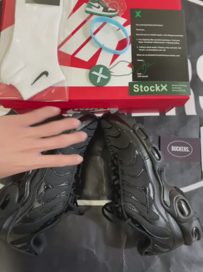 Nike Air Max Plus TN (Black and White)