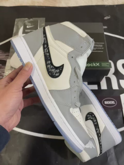 Air Jordan 1 High x Dior